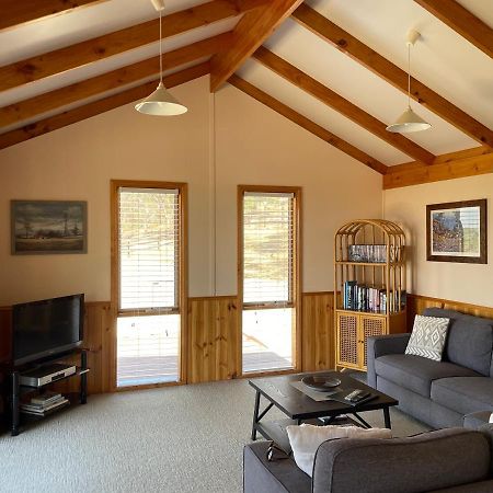 Warby Cottage Wangaratta Esterno foto
