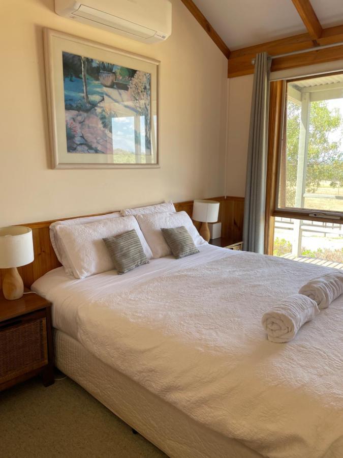 Warby Cottage Wangaratta Esterno foto