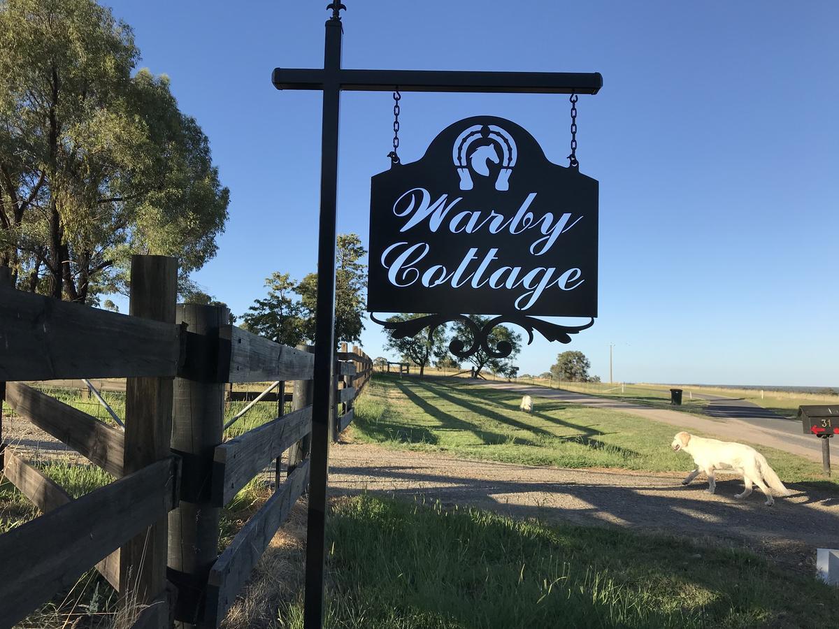 Warby Cottage Wangaratta Esterno foto