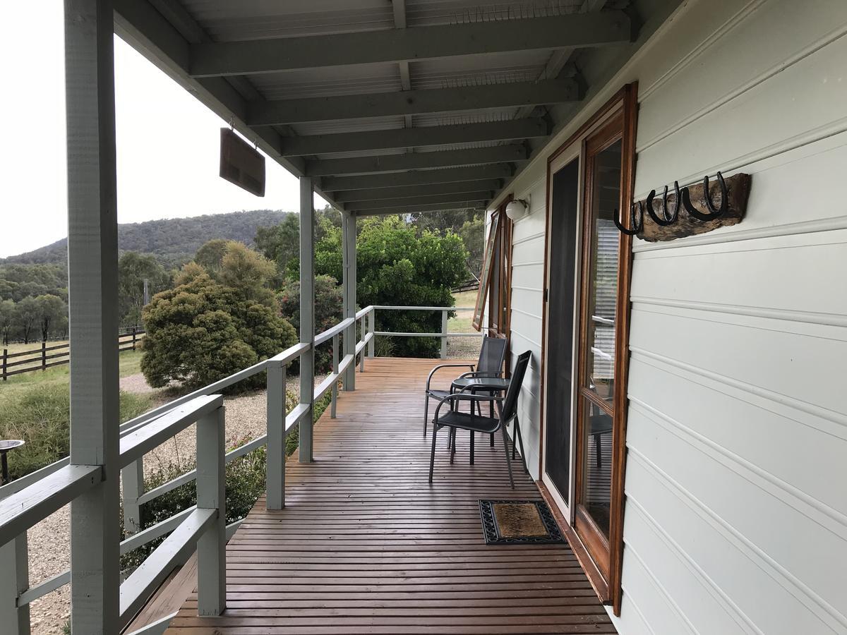 Warby Cottage Wangaratta Esterno foto